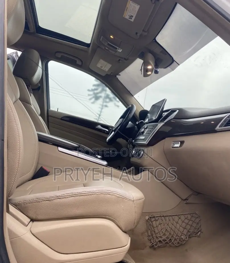 Mercedes-Benz M Class ML 350 4Matic 2012 White