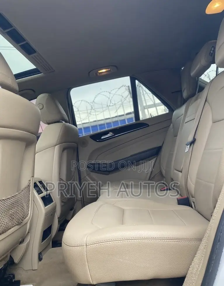 Mercedes-Benz M Class ML 350 4Matic 2012 White