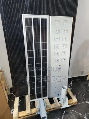 100w Wakatek All in One Solar Street Light