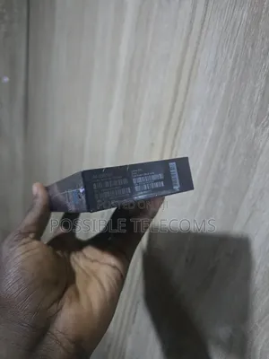 New Samsung Galaxy S22 5G 128 GB Black