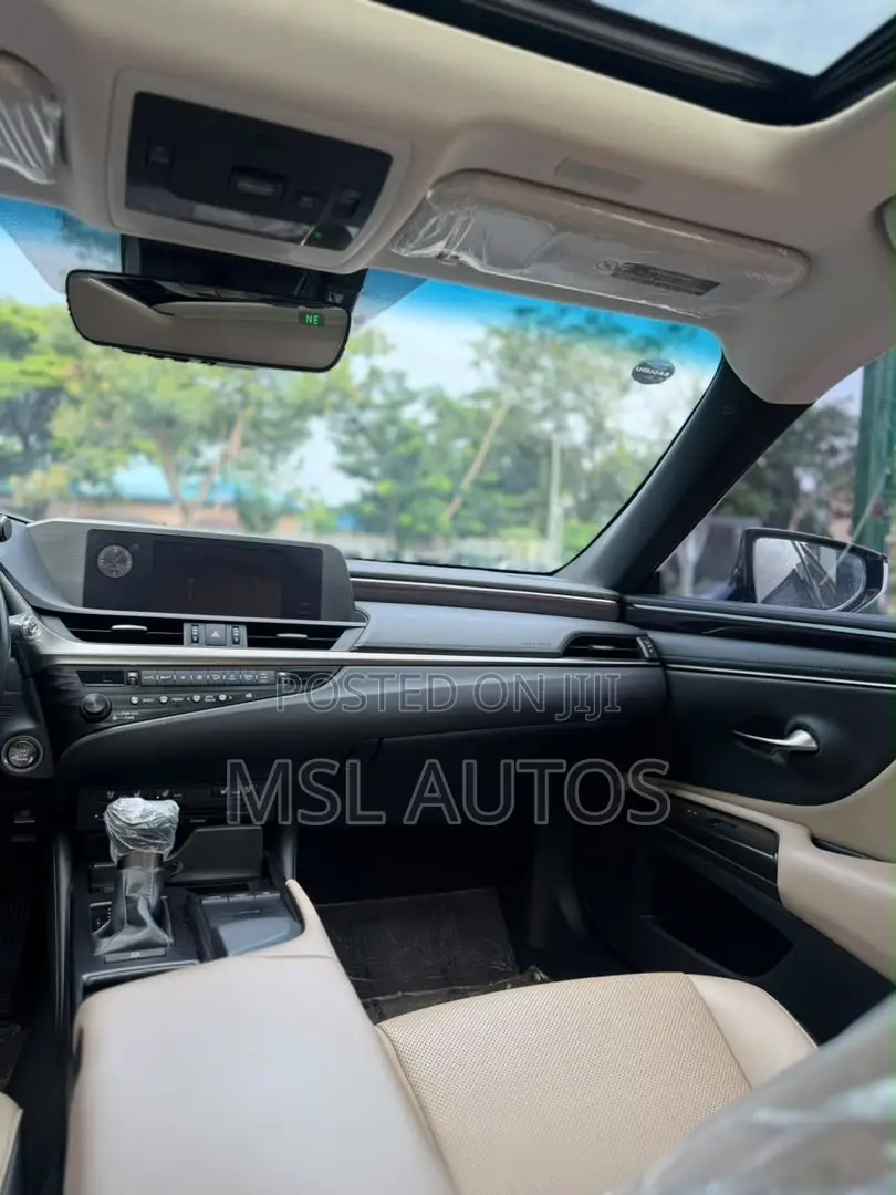Lexus ES 350 FWD 2019 Silver