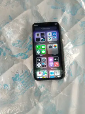 Apple iPhone X 64 GB Black