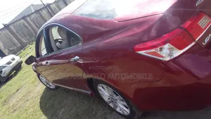 Lexus ES 350 2010 Red