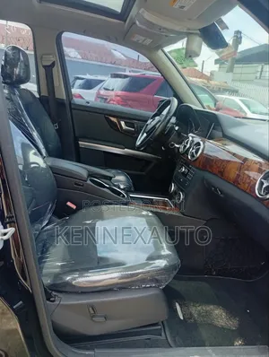 Mercedes-Benz GLK-Class 2014 Black