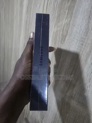 New Samsung Galaxy S22 Ultra 128 GB Black