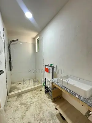 3bdrm Duplex in Lcc, Lekki Phase 2 for rent