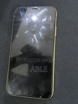 Apple iPhone XR 64 GB Yellow