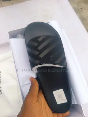 OFF - White Carton Slides