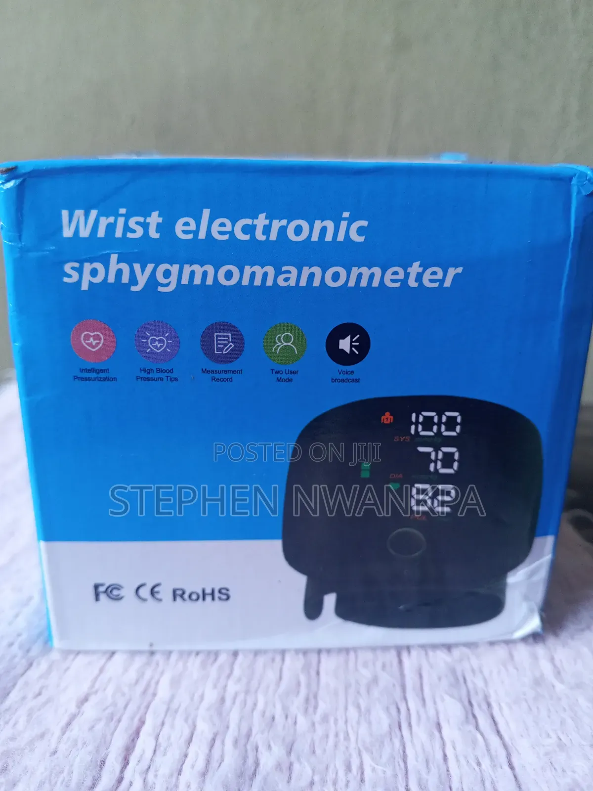 Wrist Electric Sphygmomanometer