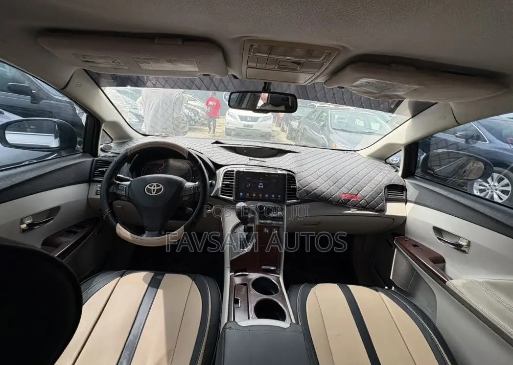 Toyota Venza 2011 Gray