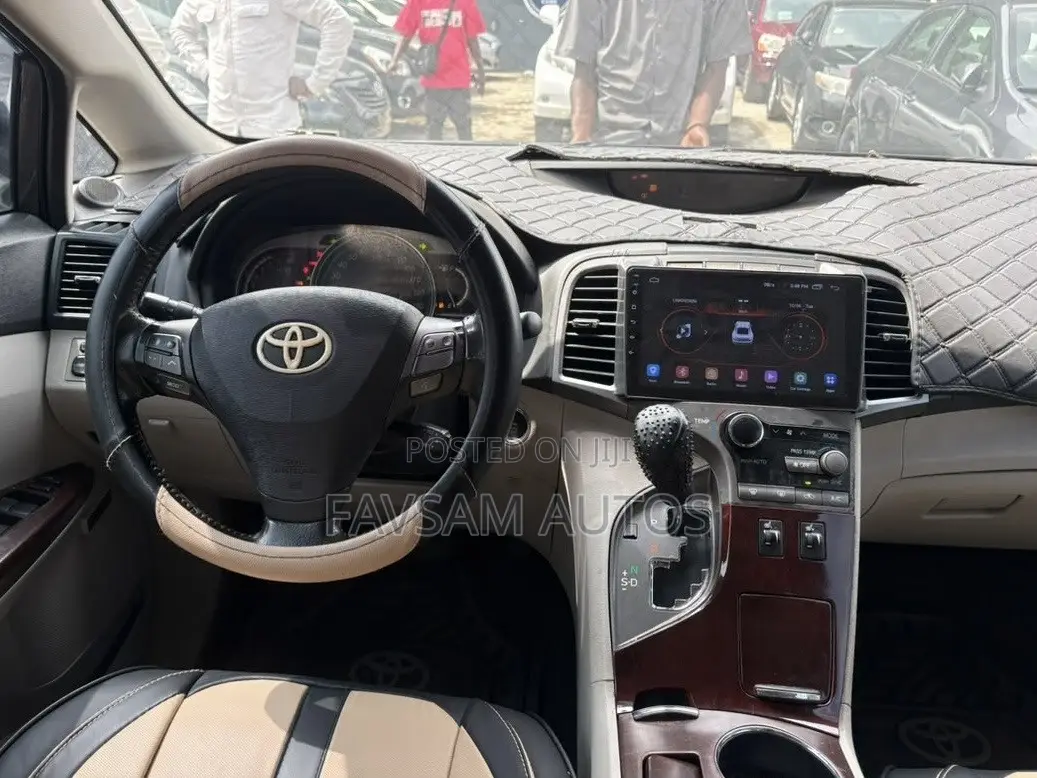 Toyota Venza 2011 Gray