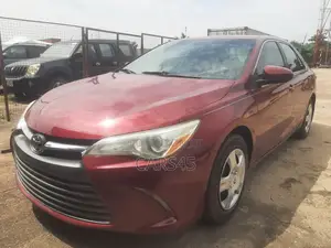 Toyota Camry 2016 Red