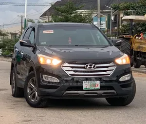 Hyundai Santa Fe 2015 Black