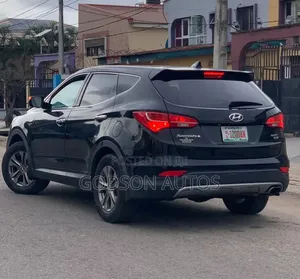 Hyundai Santa Fe 2013 Black