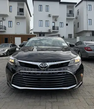 Toyota Avalon XLE Premium FWD Sedan (3.6L 6cyl 6A) 2016 Black