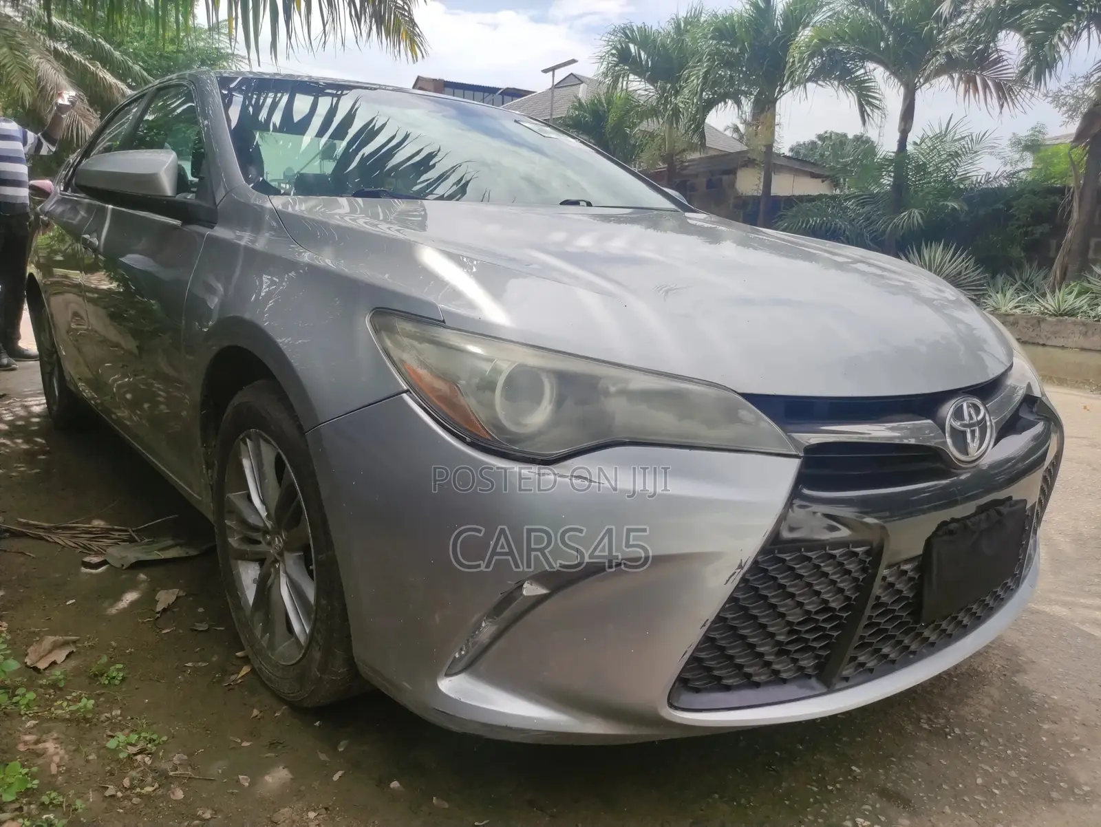 Toyota Camry 2017 Silver