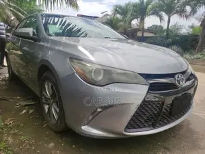 Toyota Camry 2017 Silver