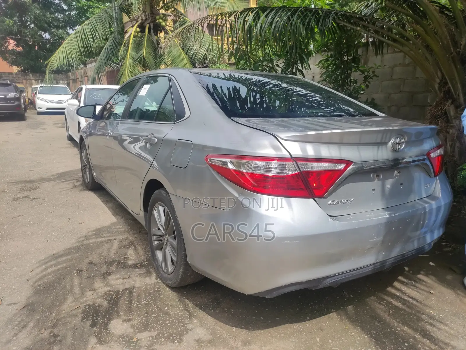 Toyota Camry 2017 Silver