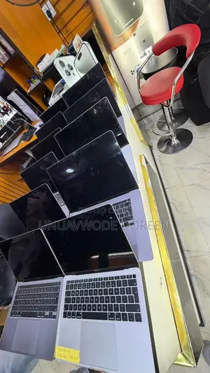 Laptop Apple MacBook Pro 2021 M1 16GB Apple M1 SSD 512GB