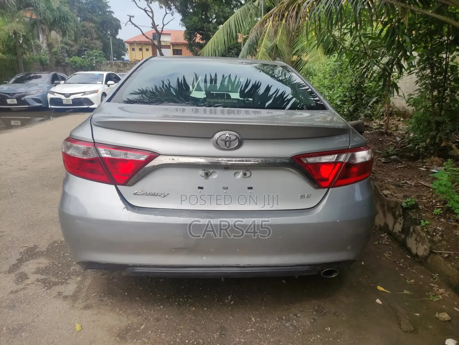 Toyota Camry 2017 Silver