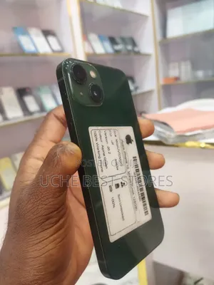 Apple iPhone 13 128 GB Green