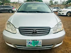 Toyota Corolla LE 2004 Silver