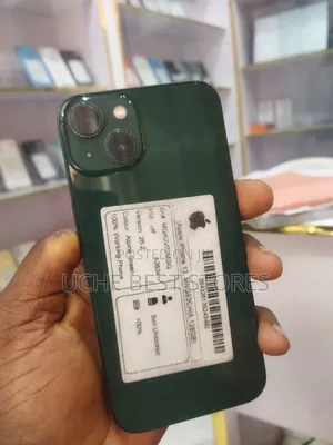 Apple iPhone 13 128 GB Green