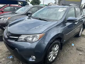 Toyota RAV4 XLE 4dr SUV AWD (2.5L 4cyl 6A) 2015 Blue