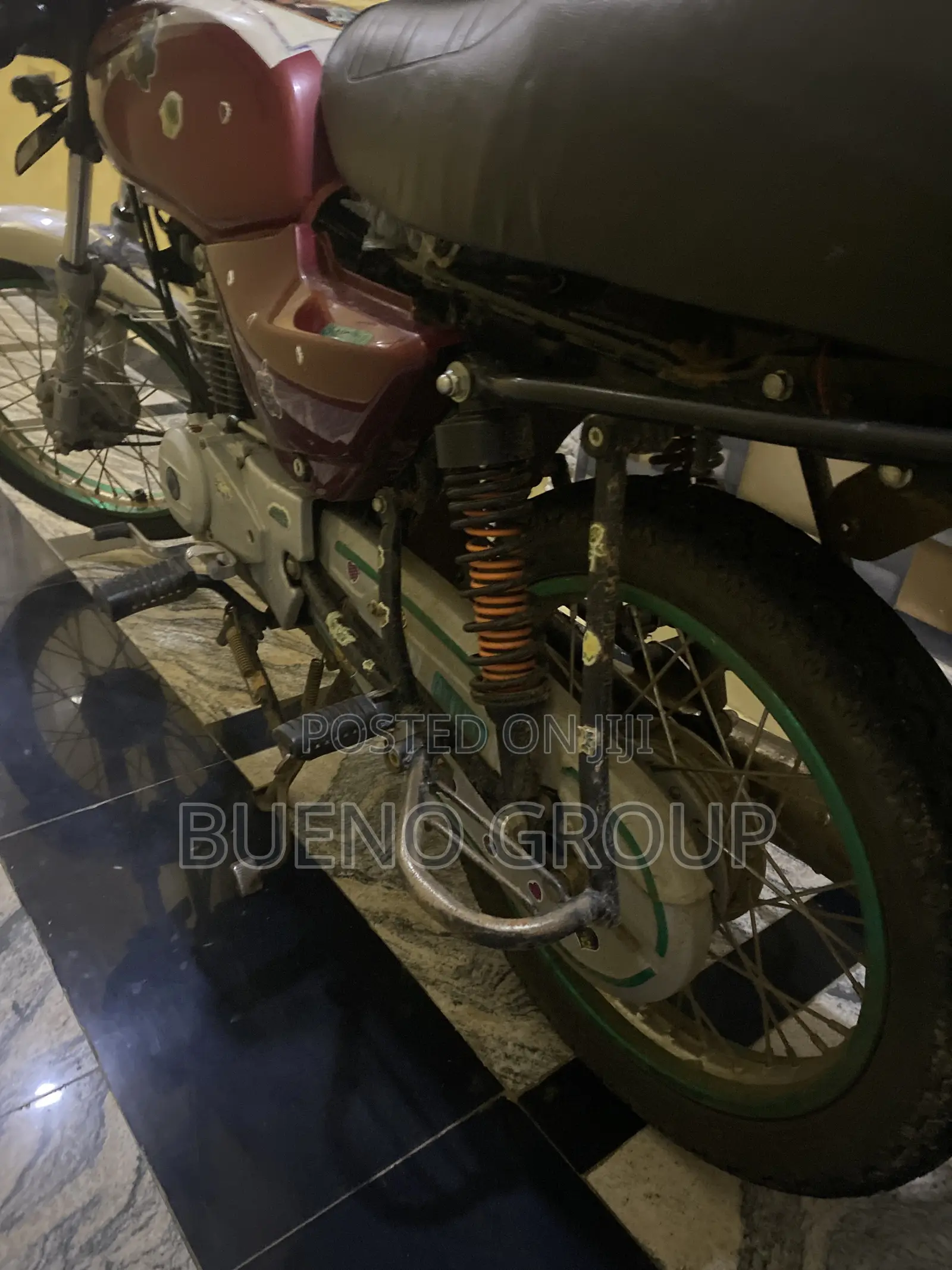Bajaj Boxer 2026 Red