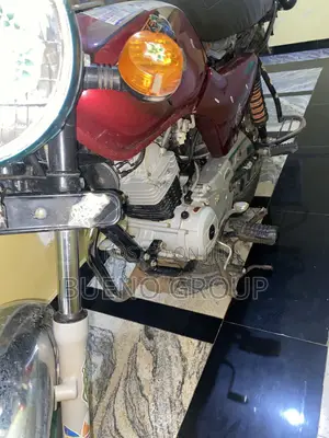 Bajaj Boxer 2026 Red