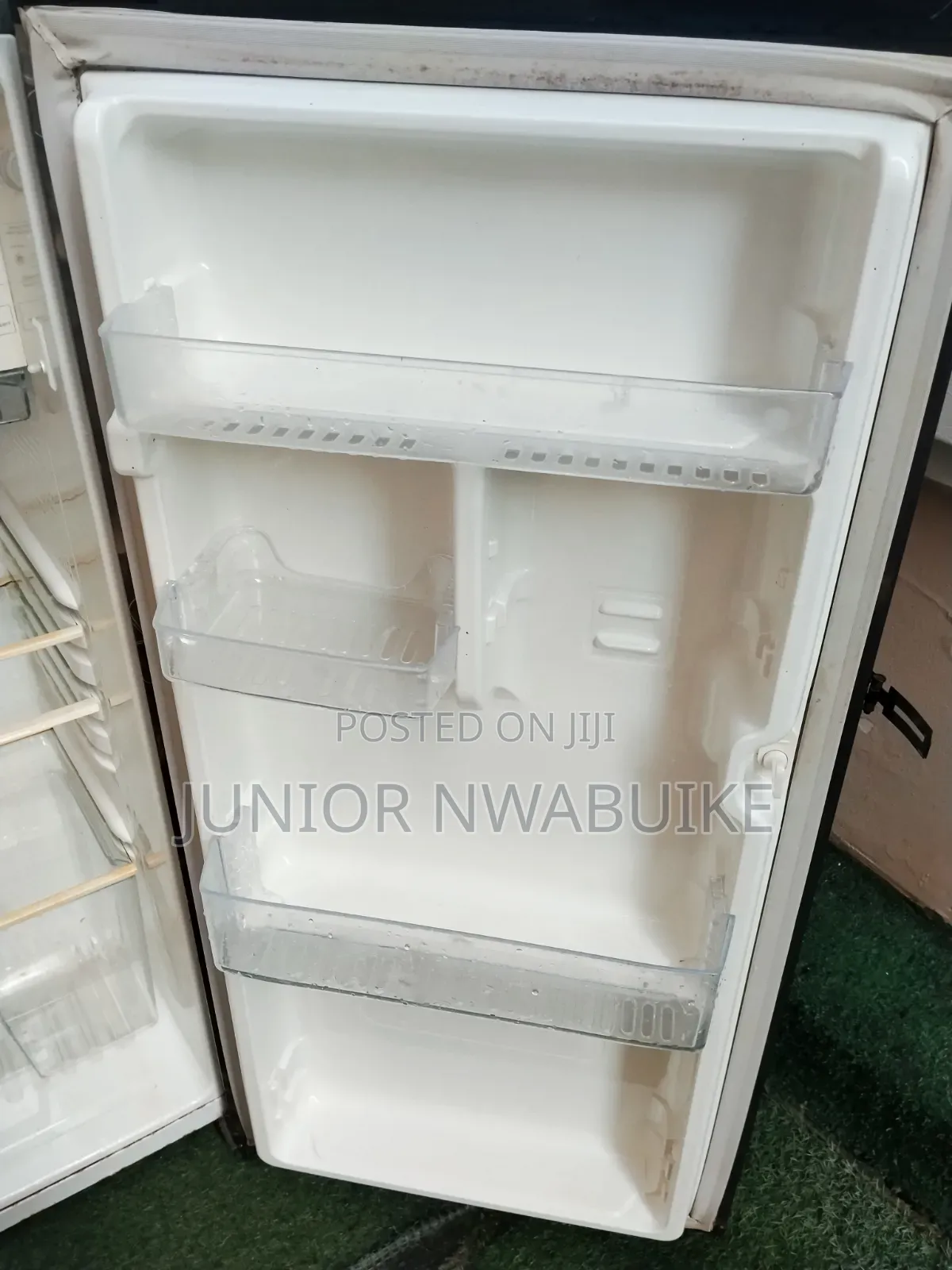 Refrigerator