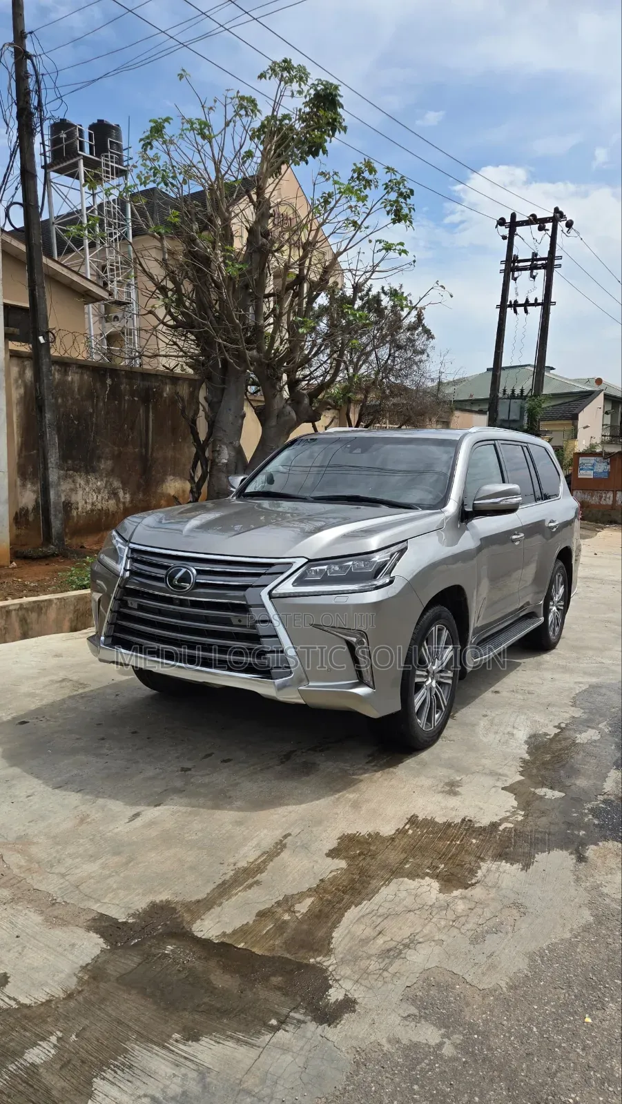 Lexus LX 2018 Gold