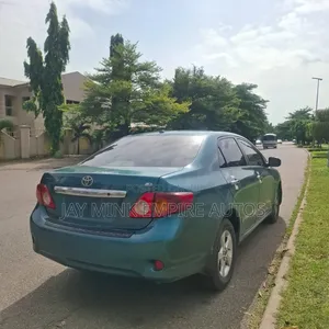 Toyota Corolla 2009 Green
