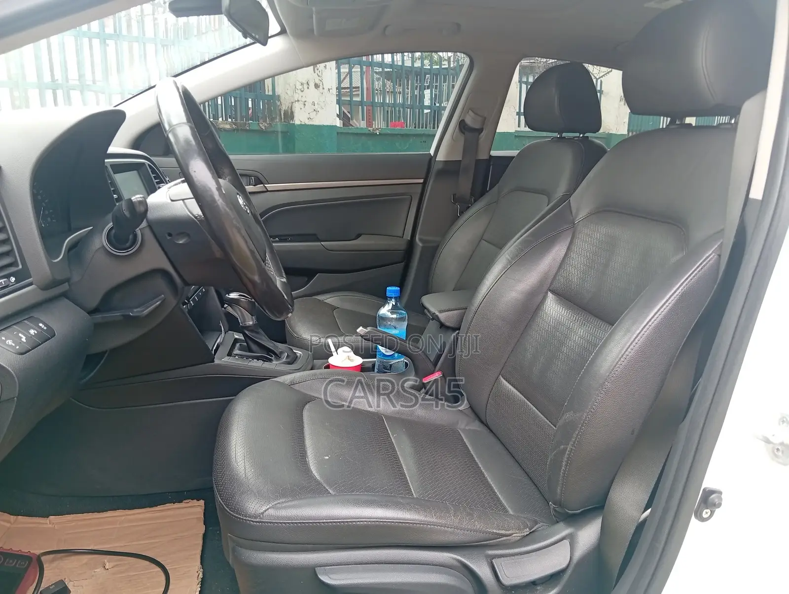 Hyundai Elantra 2018 White