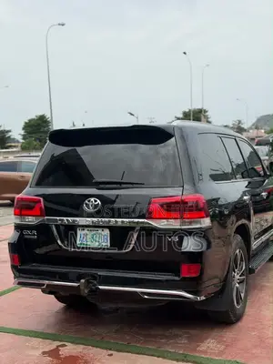 Toyota Land Cruiser 4.0 V6 GXR 2020 Black