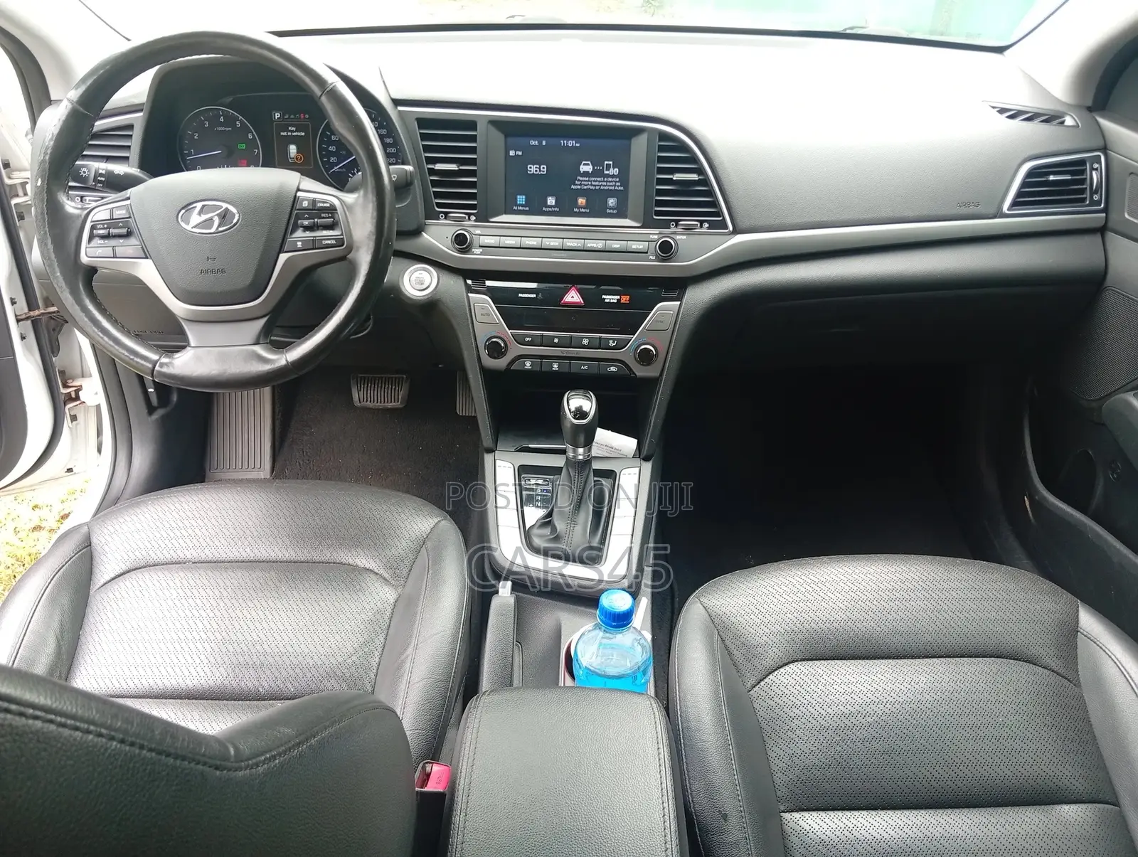 Hyundai Elantra 2018 White