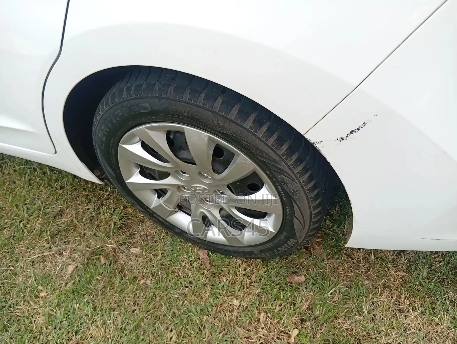 Hyundai Elantra 2018 White
