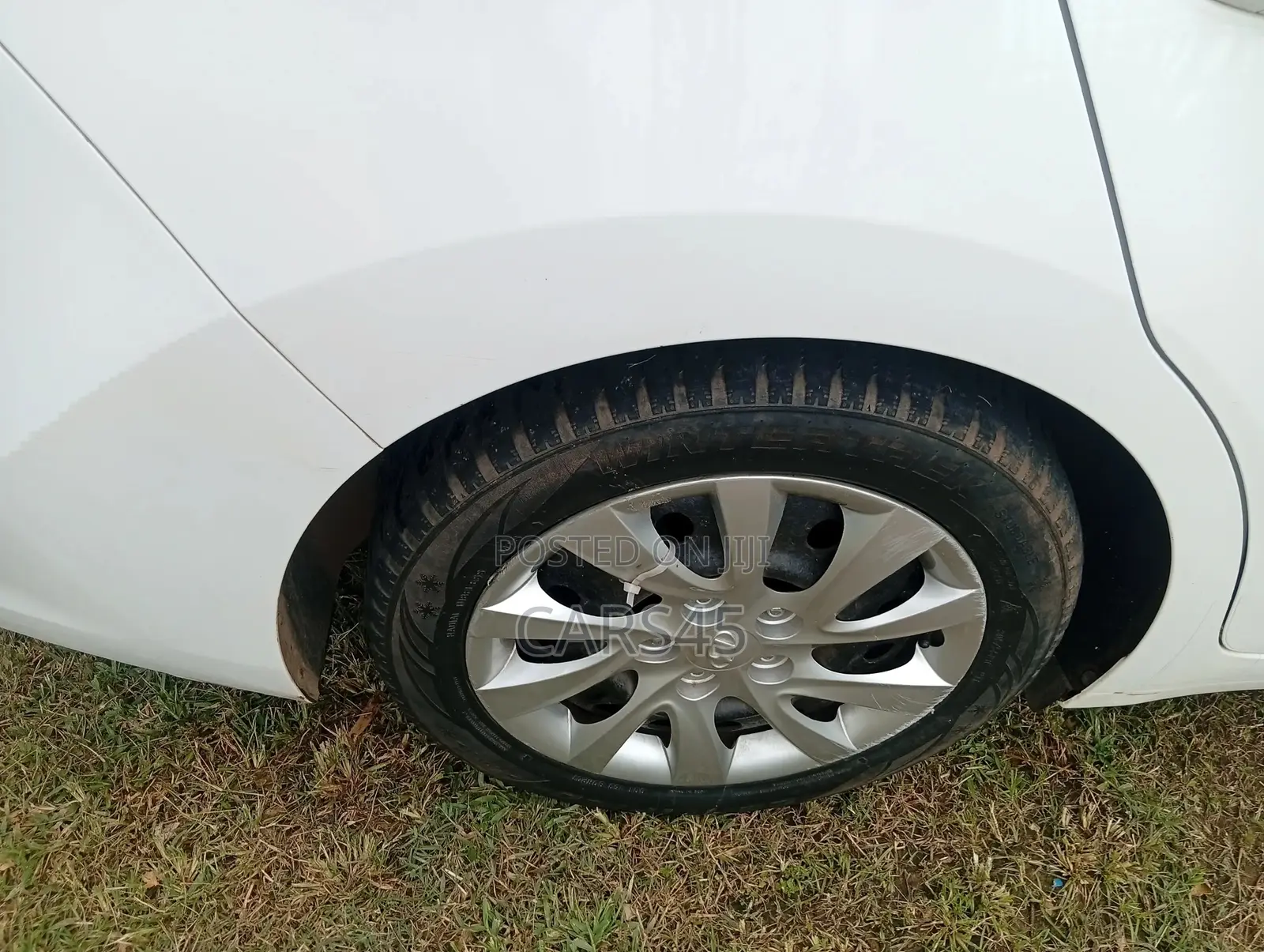 Hyundai Elantra 2018 White
