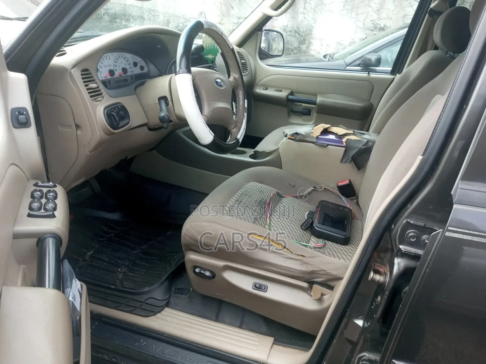 Ford Explorer 2005 Brown
