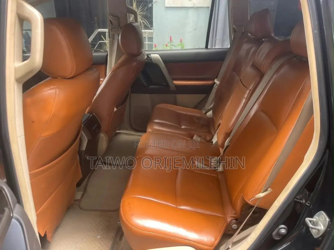 Toyota Land Cruiser Prado 2012 Black