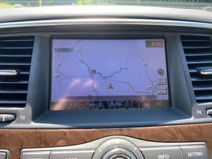 Infiniti QX56 2011 White
