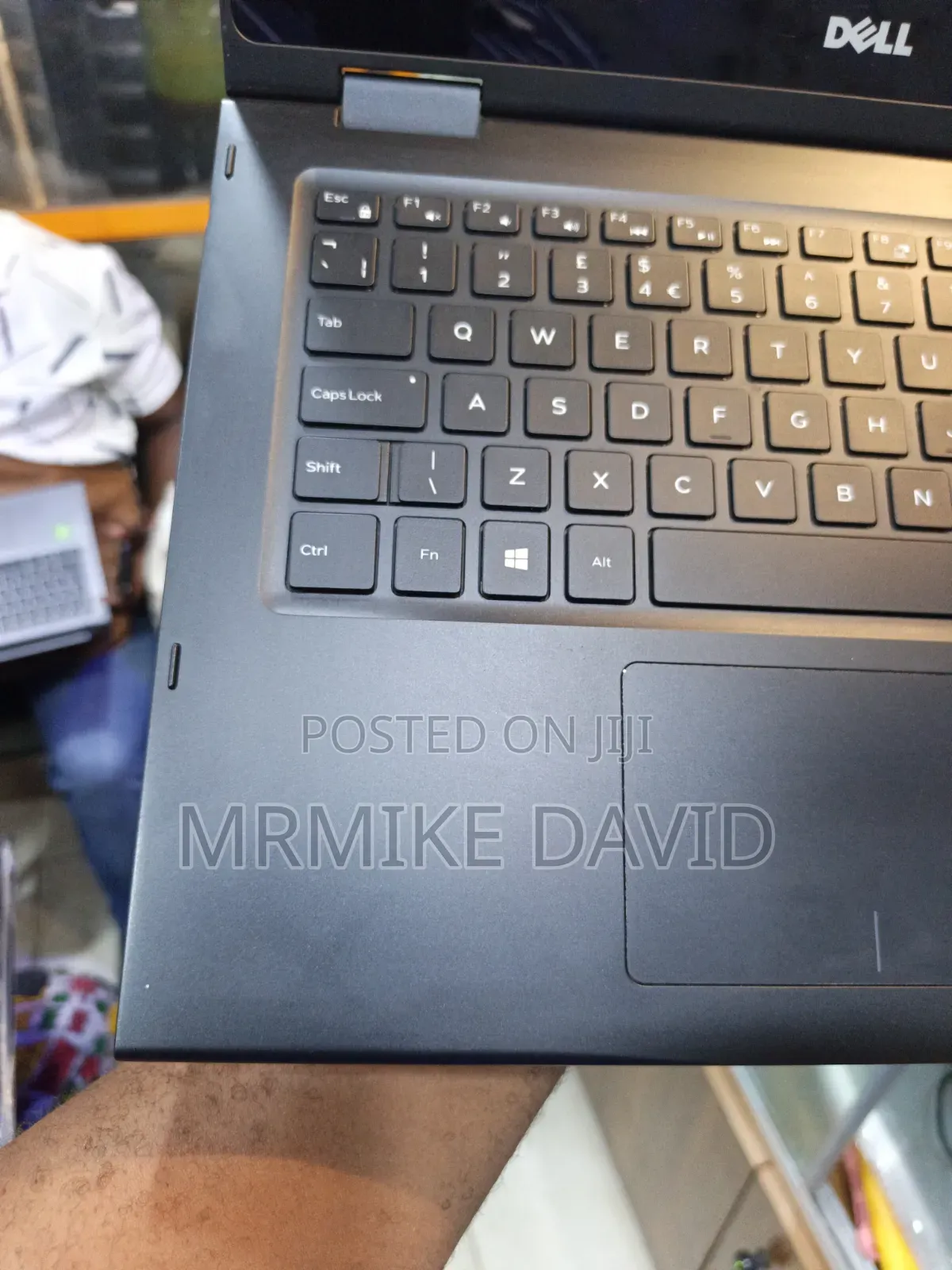 Laptop Dell Latitude 3390 2-in-1 8GB Intel Core i5 SSD 256GB