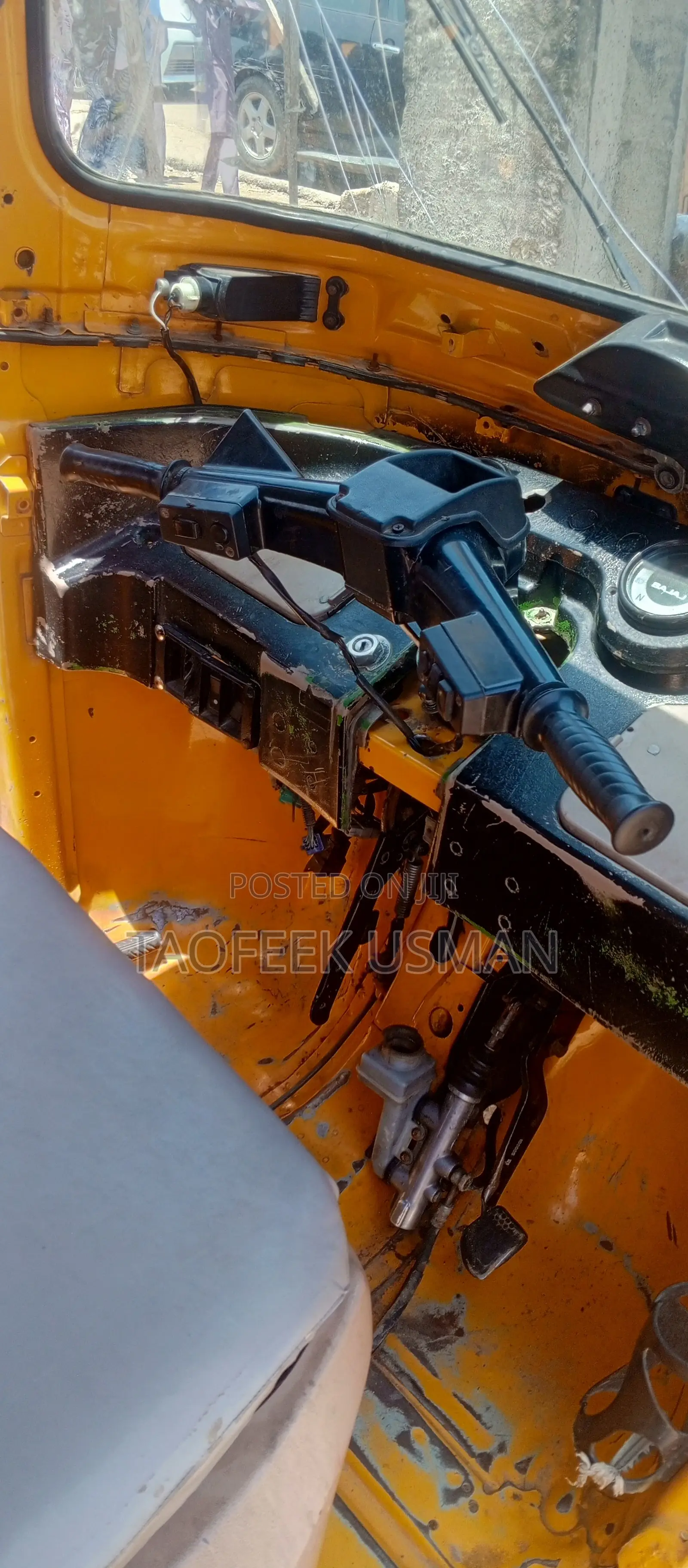 Bajaj 2022 Yellow