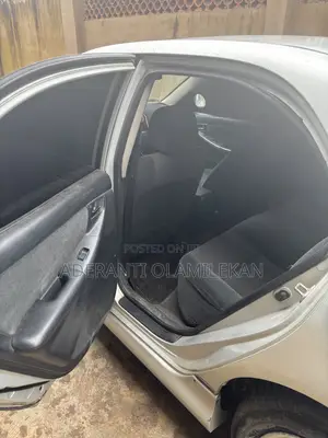 Toyota Corolla 2004 Silver