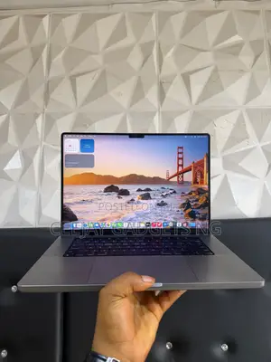 Laptop Apple MacBook Pro 2021 M1 36GB Apple M1 Pro SSD 512GB