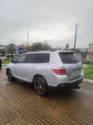 Toyota Highlander 2012 Silver