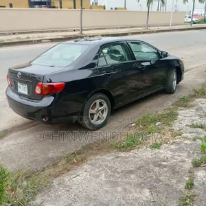 Toyota Corolla 2010 Black