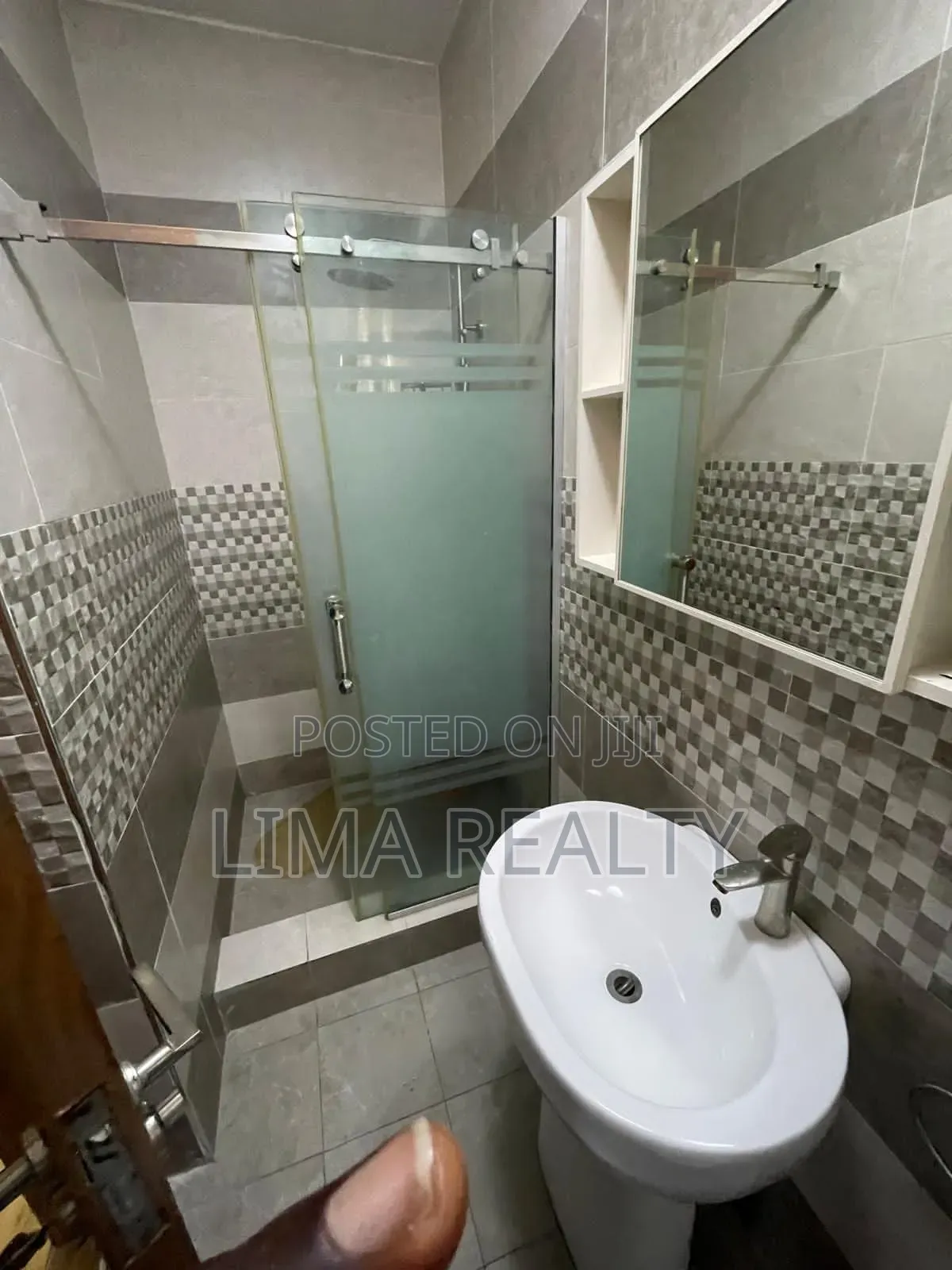 Luxury Shared Apartment