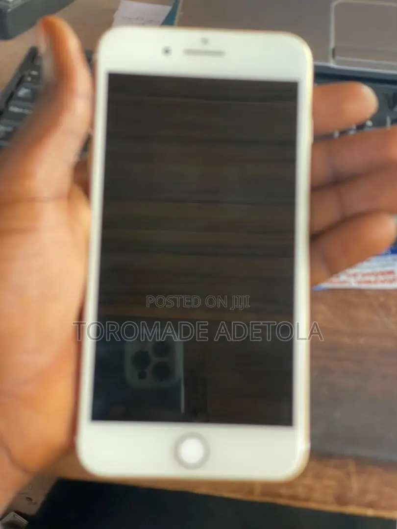 Apple iPhone 7 Plus 32 GB White