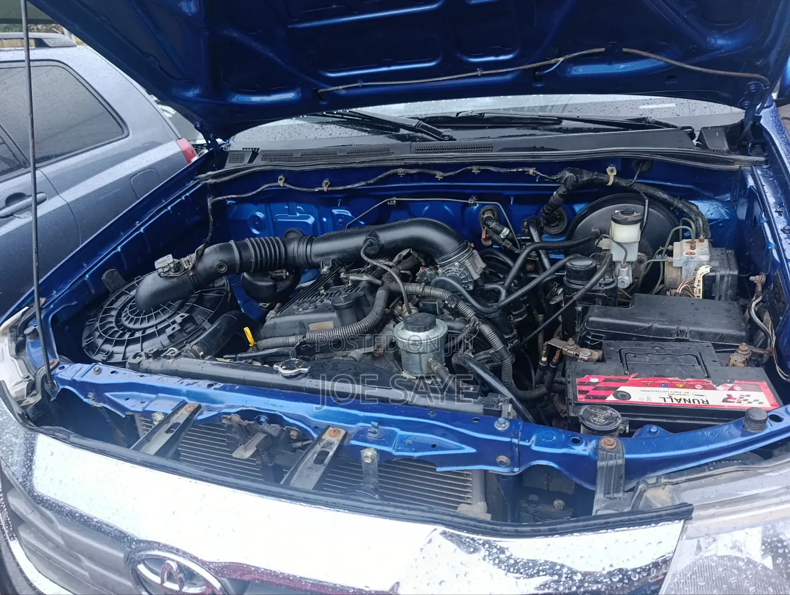 Toyota Hilux 2015 Blue